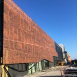 Patinoire de Dunkerque — Habillage de façade perforé