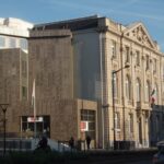 CCI de Valenciennes — Façade en tôle perforée