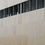 CHU de Saint-Quentin — Caissons de façade « brise-soleil »