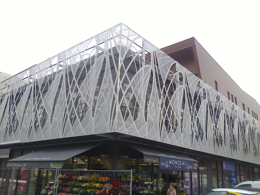 Résille de façade — Résille de façade en tôle perforée