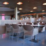 Restaurant « 58 Tour Eiffel » — Garde-corps décoratifs et faux plafonds perforés
